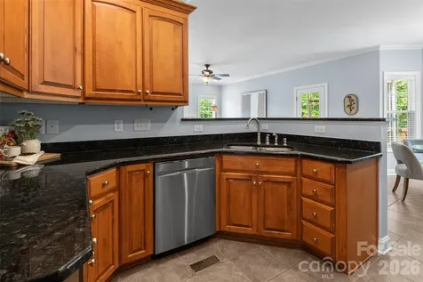 5649 Old Town Lane Gastonia NC 28056