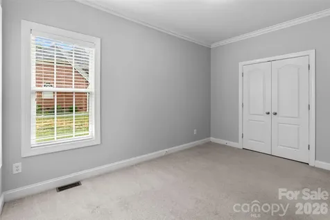 5649 Old Town Lane Gastonia NC 28056