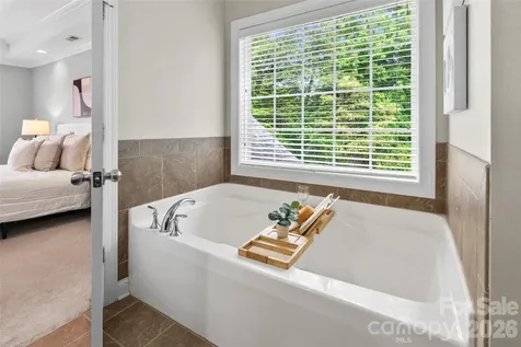 5649 Old Town Lane Gastonia NC 28056