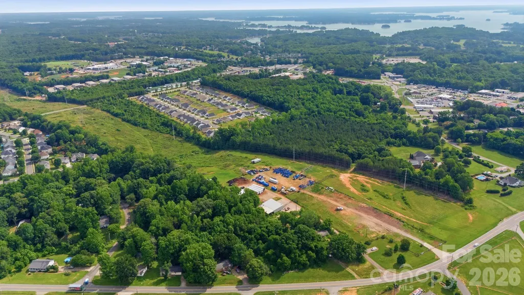 8167 Optimist Club Road Denver NC 28037