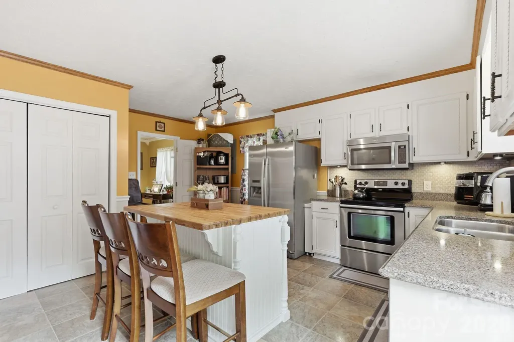 189 Chestnut Grove Road Statesville NC 28625