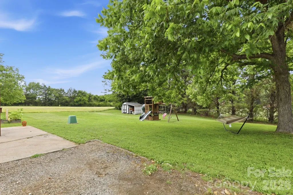 189 Chestnut Grove Road Statesville NC 28625