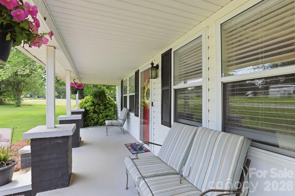 189 Chestnut Grove Road Statesville NC 28625