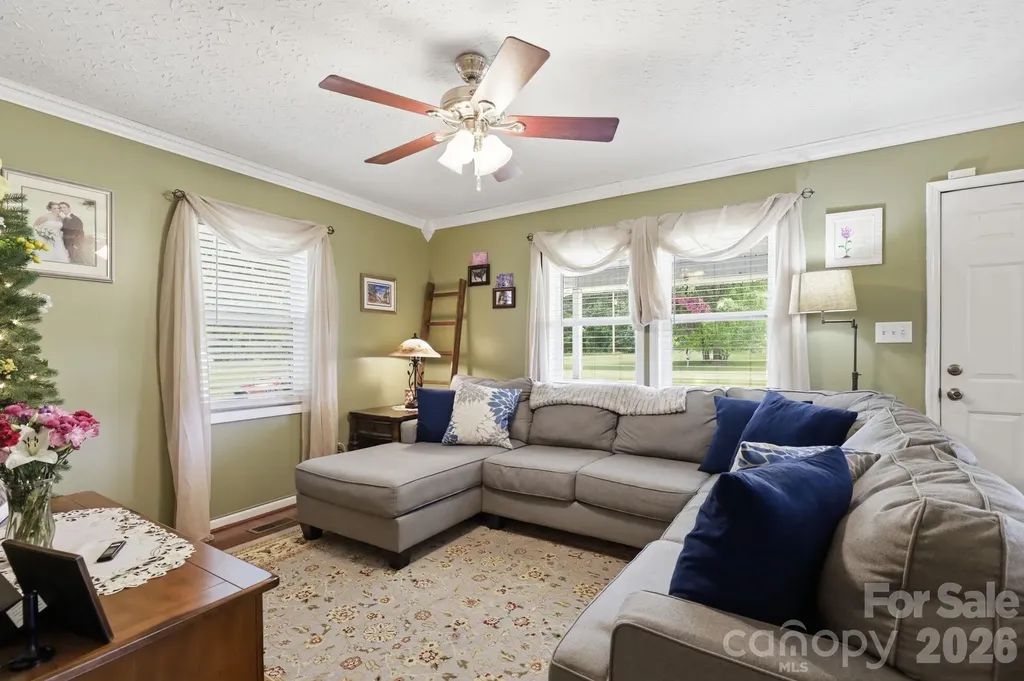 189 Chestnut Grove Road Statesville NC 28625