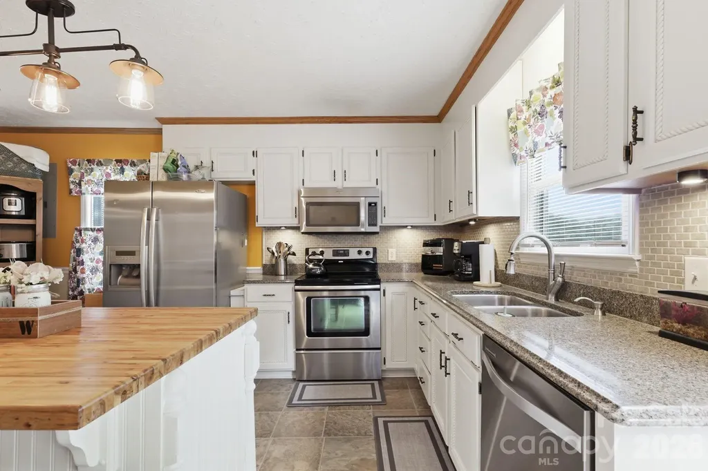 189 Chestnut Grove Road Statesville NC 28625