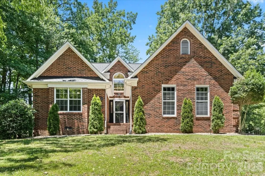 100 Diamond Drive Mooresville NC 28117