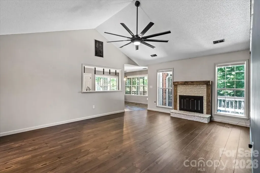 100 Diamond Drive Mooresville NC 28117