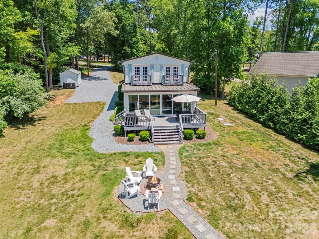 383 Sundown Road Mooresville NC 28117
