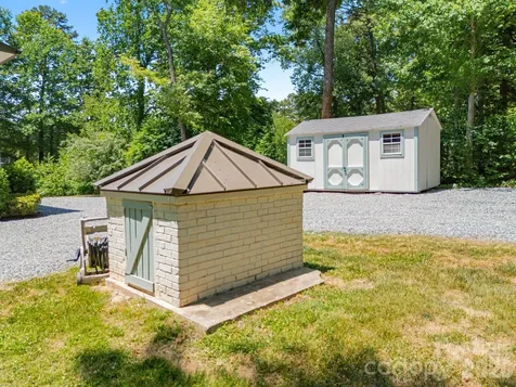 383 Sundown Road Mooresville NC 28117