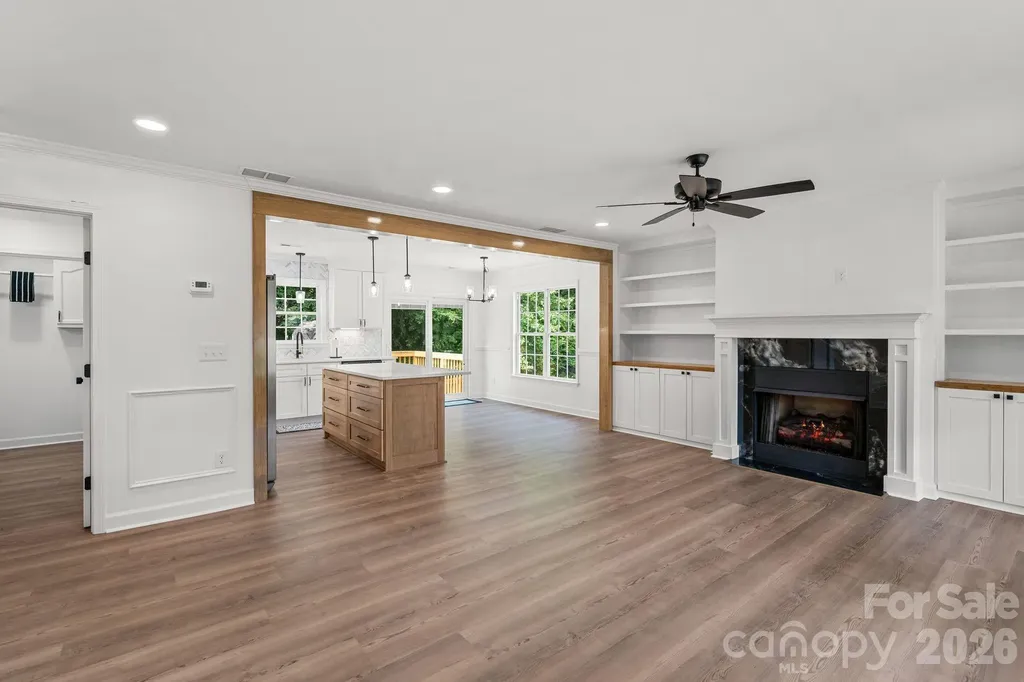 2751 Bridgeport Drive Winston Salem NC 27103