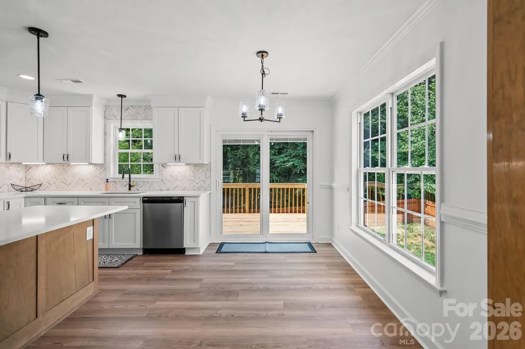 2751 Bridgeport Drive Winston Salem NC 27103