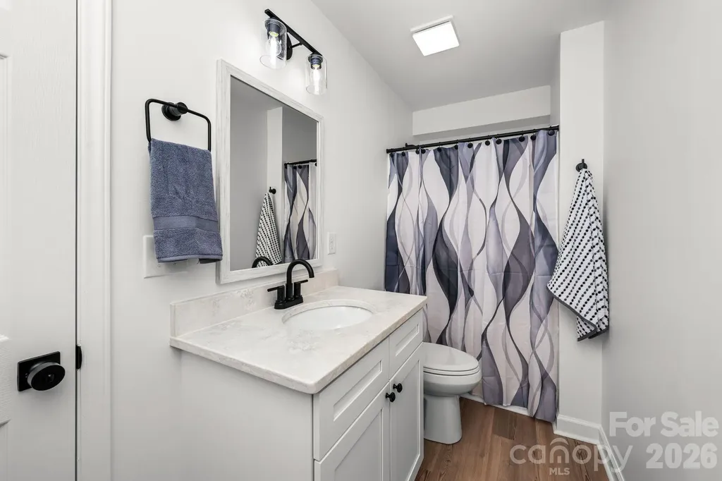 2751 Bridgeport Drive Winston Salem NC 27103