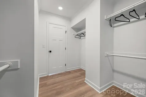 2751 Bridgeport Drive Winston Salem NC 27103