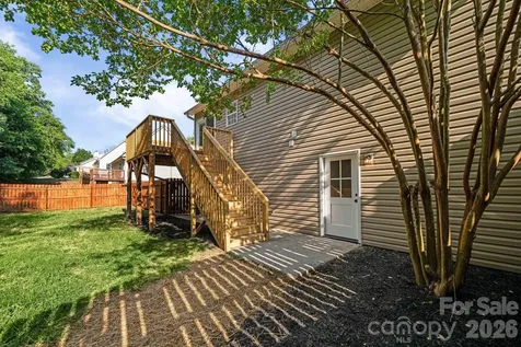 2751 Bridgeport Drive Winston Salem NC 27103