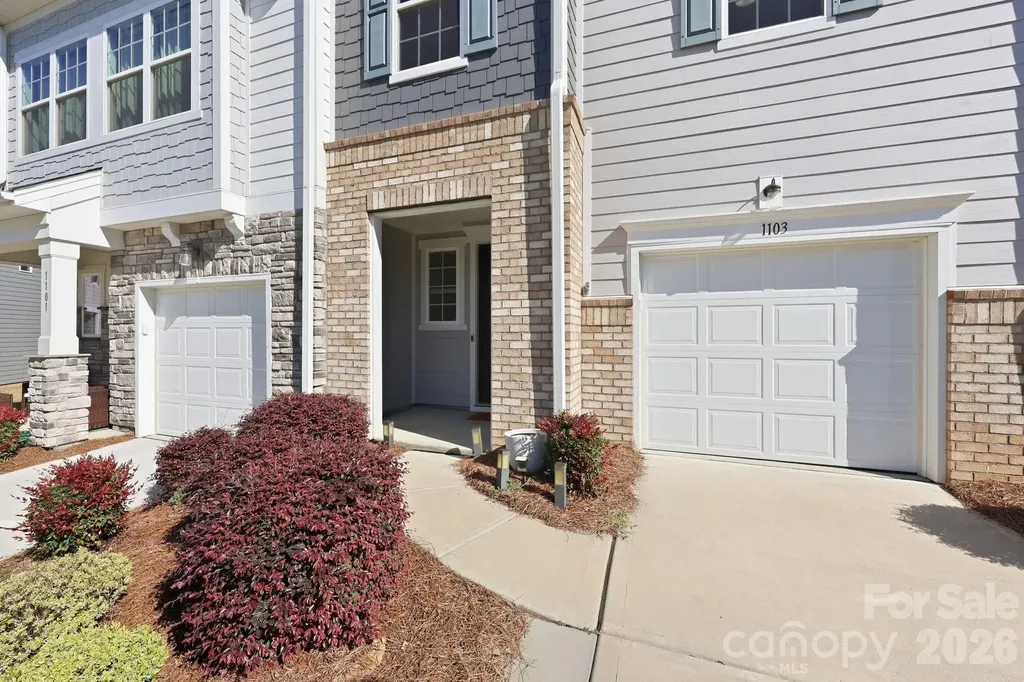 1103 Grays Mill Road Charlotte NC 28215
