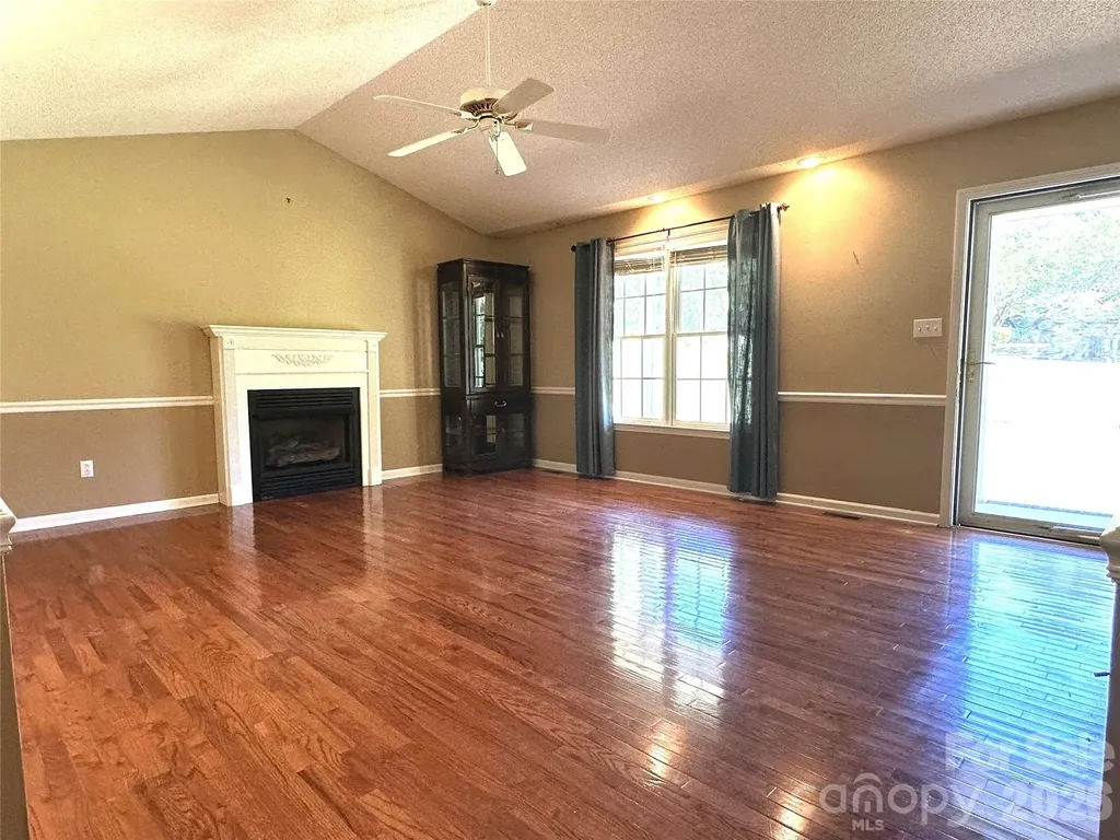 1724 Wellington Avenue Newton NC 28658