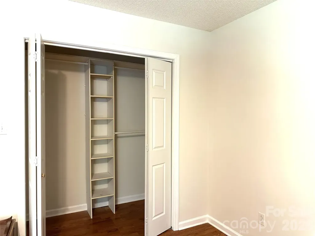1724 Wellington Avenue Newton NC 28658
