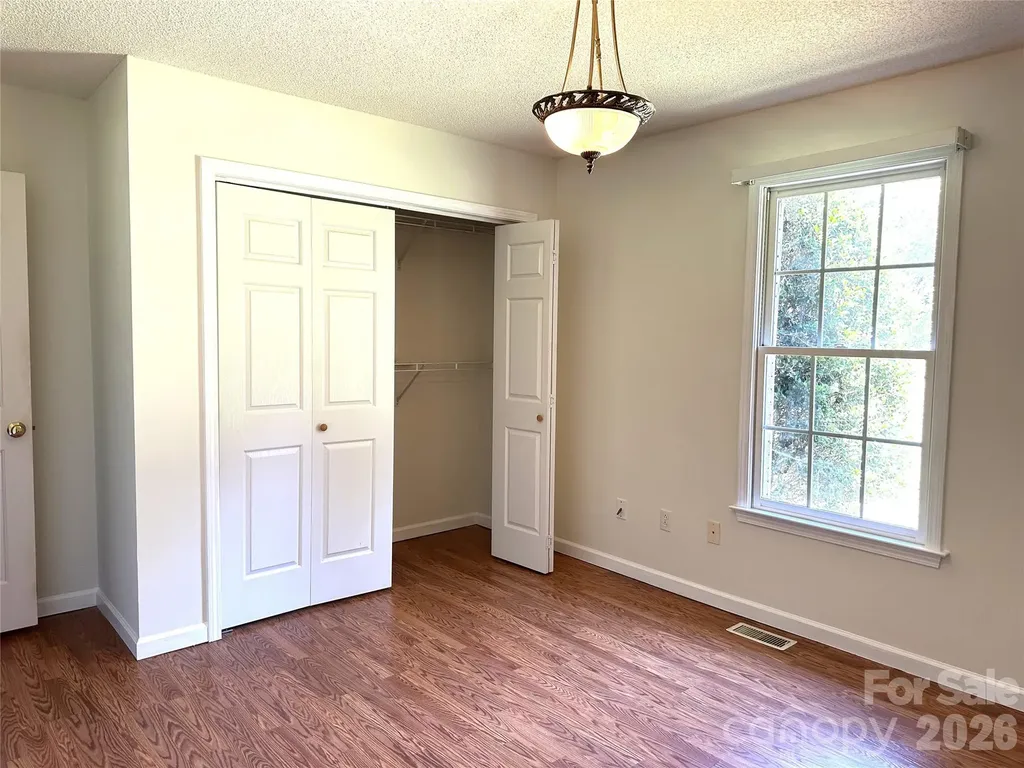 1724 Wellington Avenue Newton NC 28658