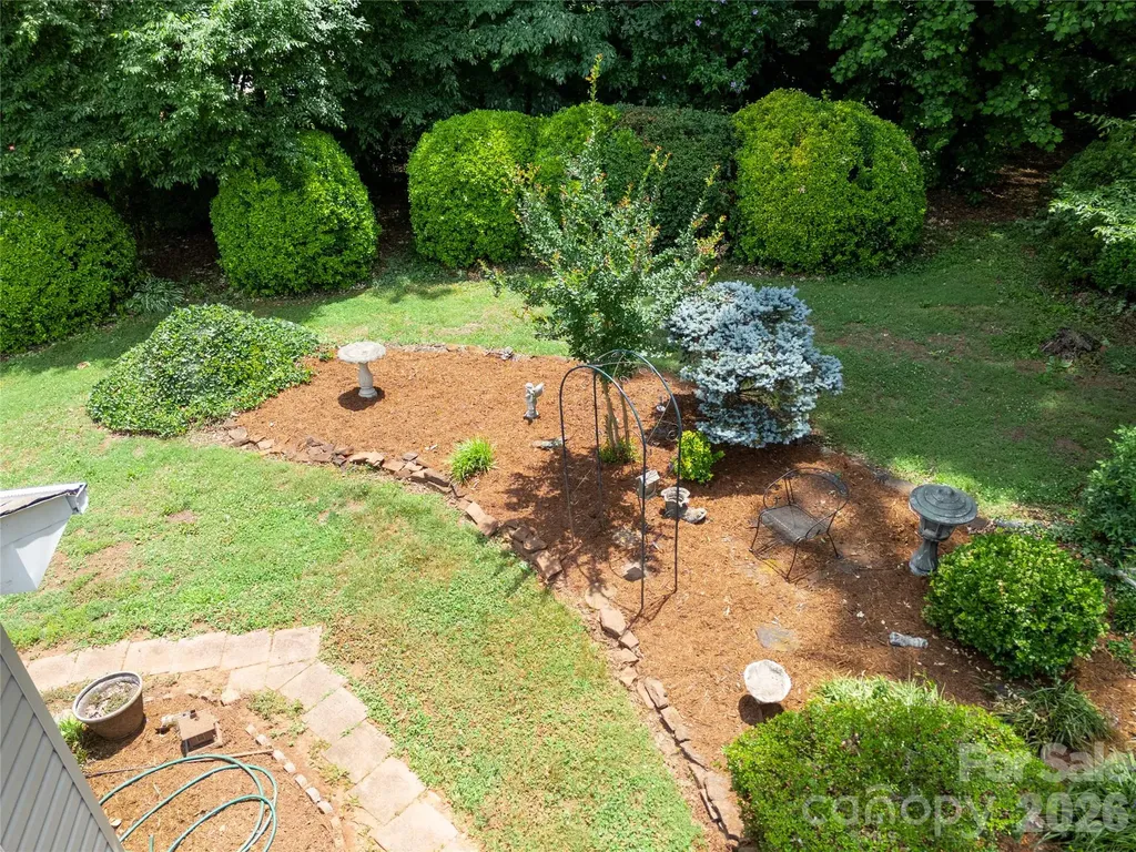 1724 Wellington Avenue Newton NC 28658