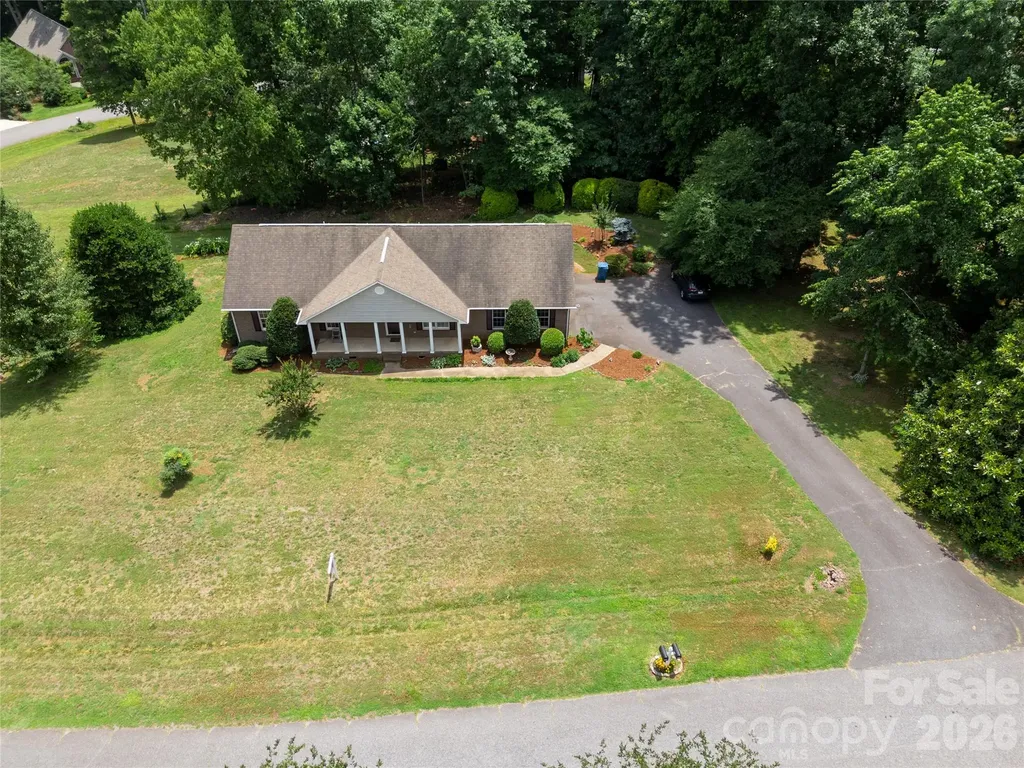 1724 Wellington Avenue Newton NC 28658