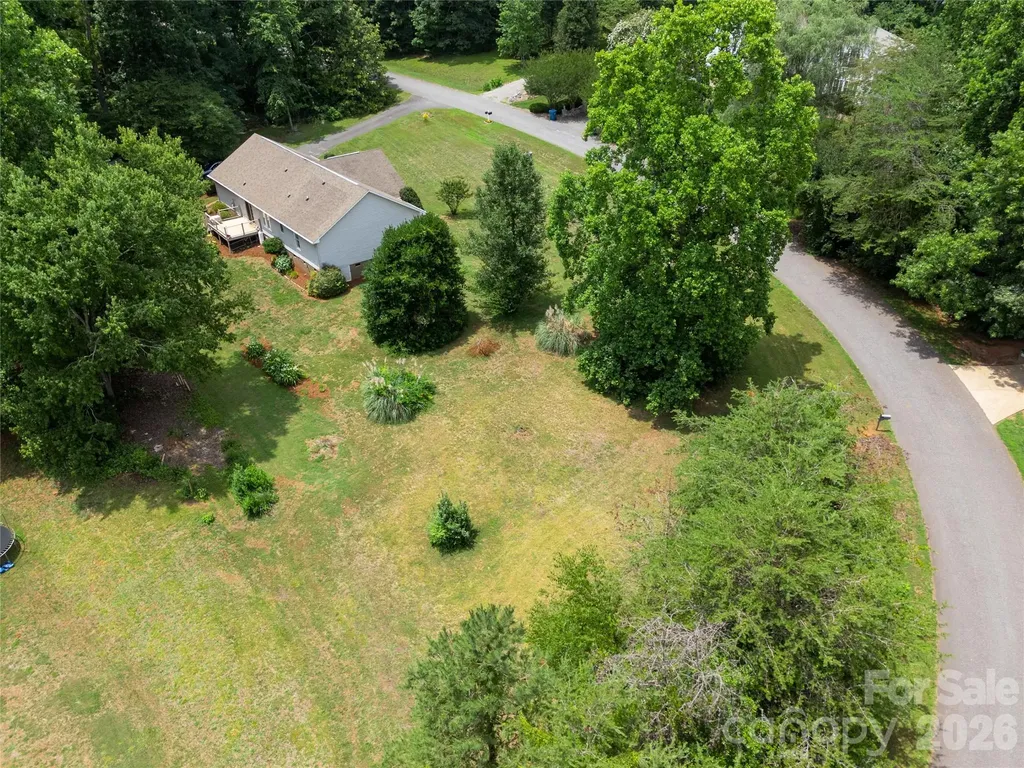 1724 Wellington Avenue Newton NC 28658