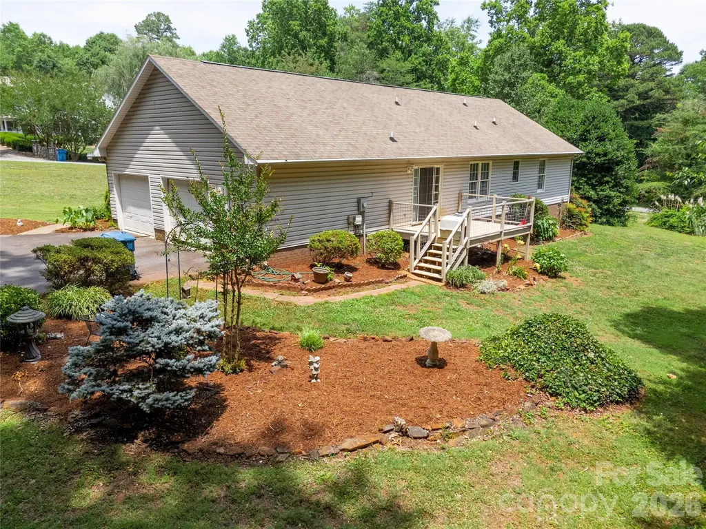 1724 Wellington Avenue Newton NC 28658
