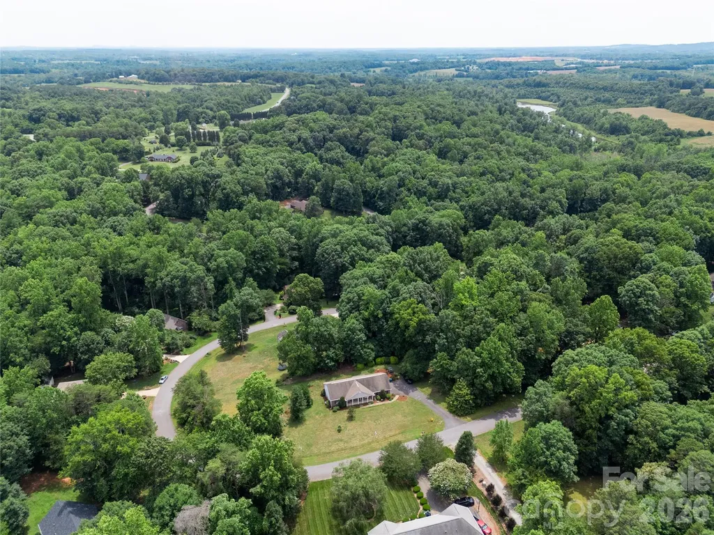 1724 Wellington Avenue Newton NC 28658