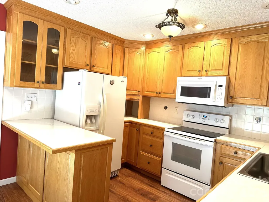 1724 Wellington Avenue Newton NC 28658