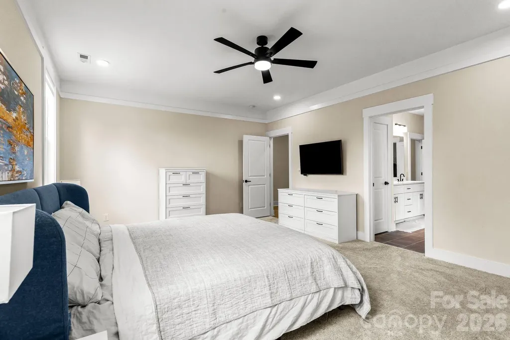 1002 Parkes Street Matthews NC 28105