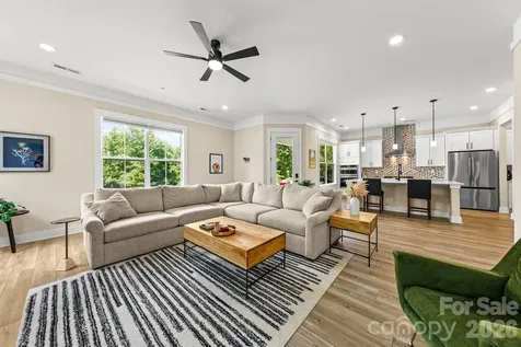 1002 Parkes Street Matthews NC 28105