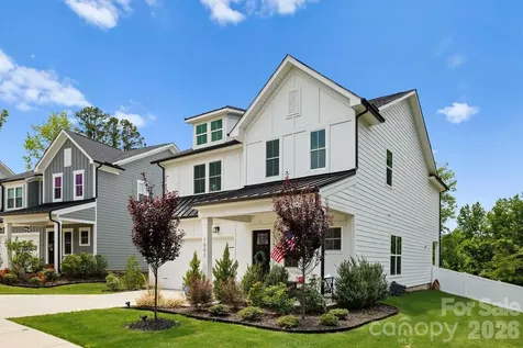 1002 Parkes Street Matthews NC 28105