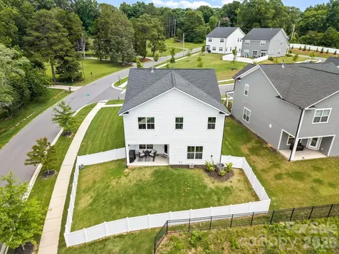 1002 Parkes Street Matthews NC 28105