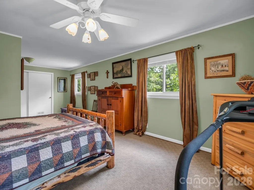 10 Deer Run Lane Columbus NC 28722