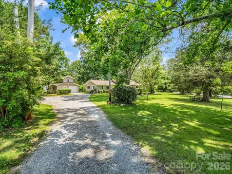 10 Deer Run Lane Columbus NC 28722