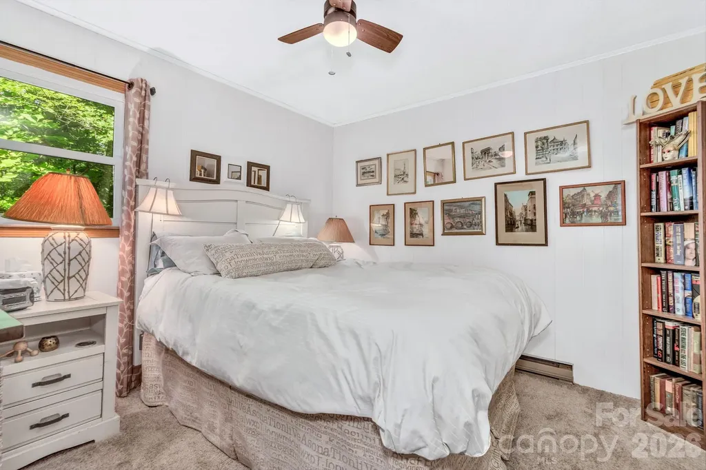 571 Tsisqua Circle Brevard NC 28712
