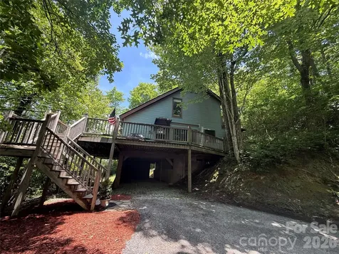 571 Tsisqua Circle Brevard NC 28712