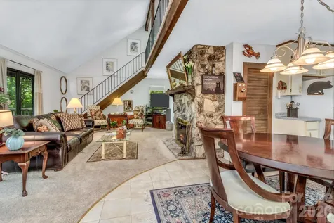 571 Tsisqua Circle Brevard NC 28712