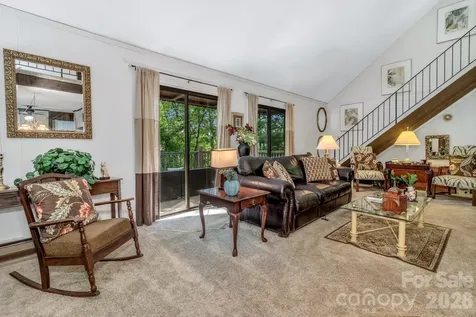 571 Tsisqua Circle Brevard NC 28712
