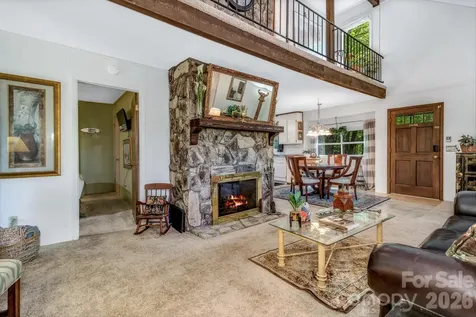 571 Tsisqua Circle Brevard NC 28712