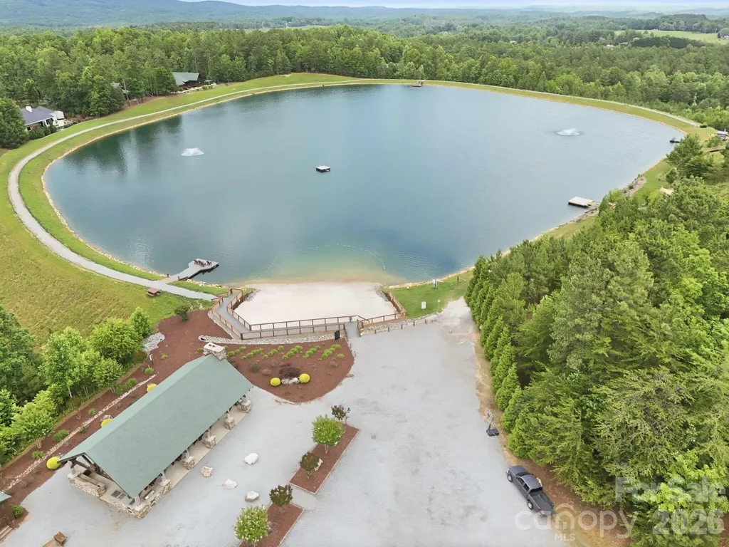 15 Trillium Trail Nebo NC 28761