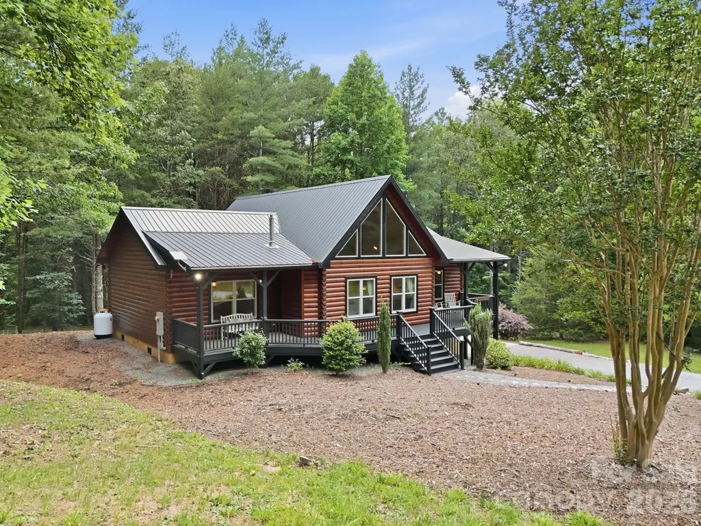 15 Trillium Trail Nebo NC 28761
