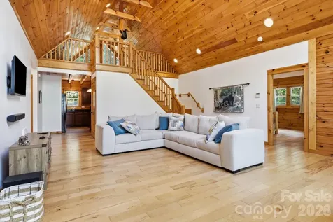15 Trillium Trail Nebo NC 28761