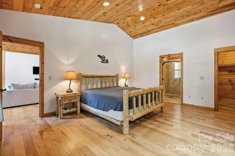 15 Trillium Trail Nebo NC 28761