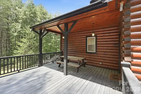 15 Trillium Trail Nebo NC 28761