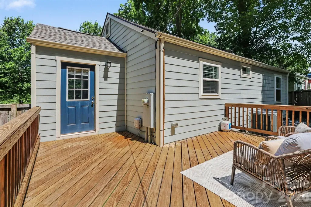 2612 Roslyn Avenue Charlotte NC 28208
