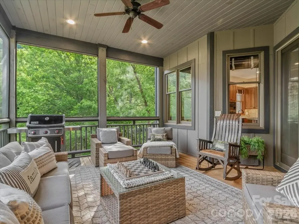 151 Spring Rock Road Burnsville NC 28714