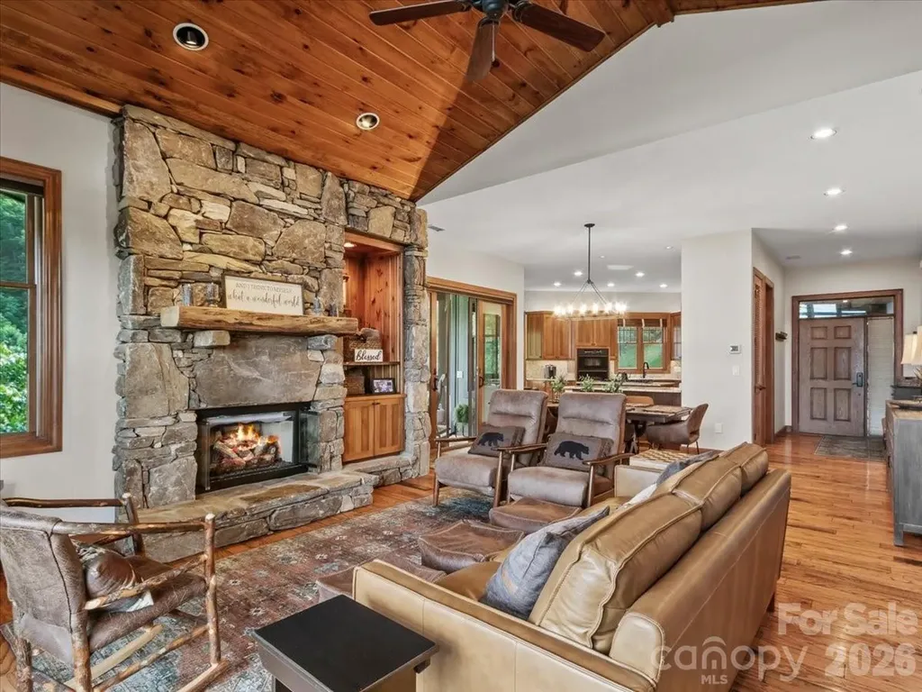 151 Spring Rock Road Burnsville NC 28714