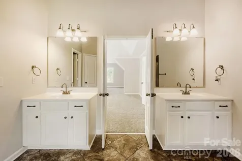 5613 Shenandoah Drive Waxhaw NC 28173