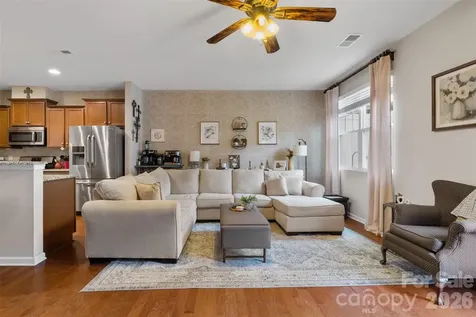 7044 Woodsbay Lane Rock Hill SC 29732