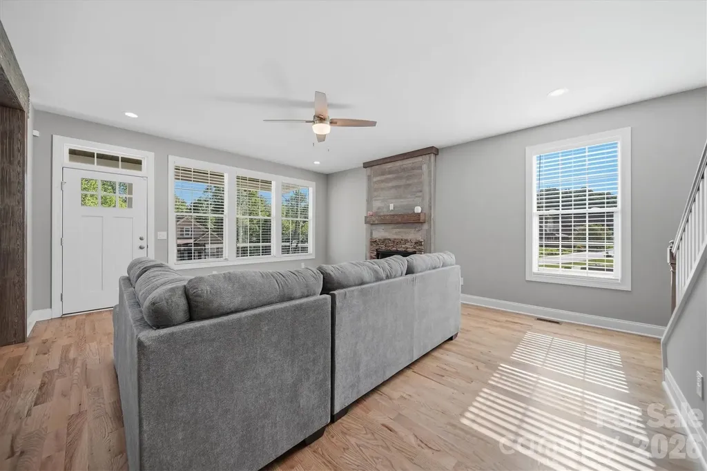 135 Maplewood Court Hudson NC 28638